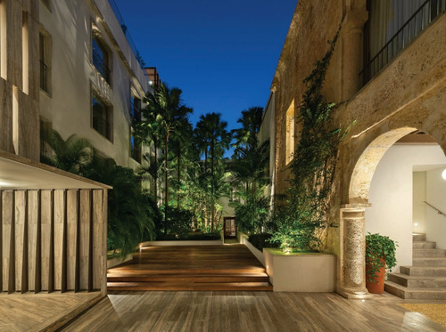 For Rent Apartamento De 521 Metros Primer Nivel De 4 Habitaciones Con Terraza Y 2 Parqueos Zona Colonial