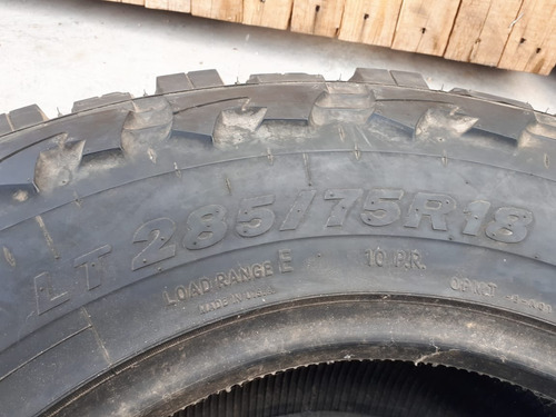Llanta 285 75 R18 Toyo Open Country Mt Con Detalle 14737 (Usado)