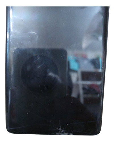 Motorola Edge 50 Pro 12 Ram + 12 512 De Memoria (con Pequeño Detalle Hasta Abajo De La Pantalla No Afecta Funcionamiento) (Usado)
