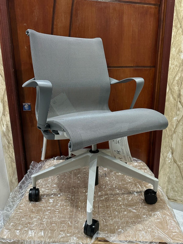 Cadeira Herman Miller Setu Entrego Grátis Sp Capital Platinada Mersh (Usado)