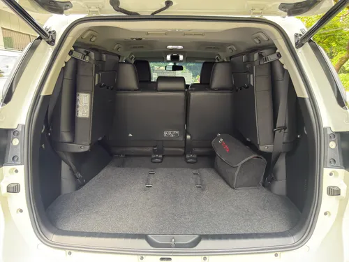 Toyota Fortuner Srv 2022 2.7cc 4x2 At