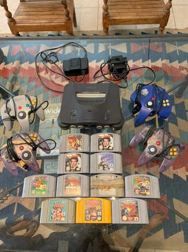 Nintendo 64 + 4 Joystick + 9 Juegos