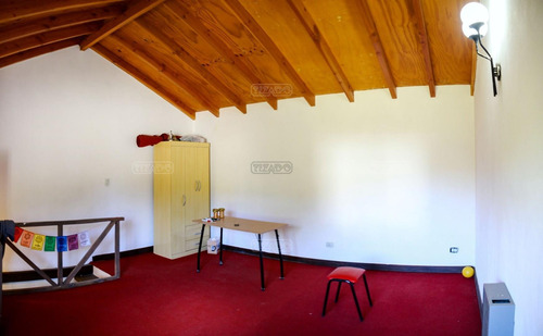 Imagen 25 de 26 de Casa + 2 Departamos En Venta Ubicado En Jardín Botánico, Bariloche, Patagonia