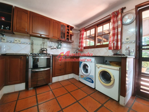 Casa En Venta, Pinares, Punta Del Este- Ref: 6275
