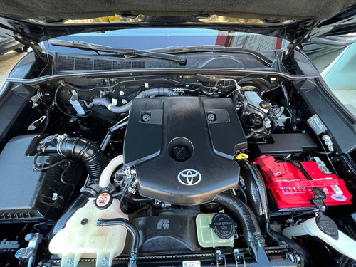 Imagen 11 de 12 de Toyota Hilux Hilux