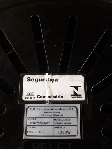 Fritadeira Britânia Af01 110v Para Peças Leia A Descrição Preto (Usado)