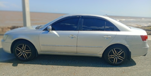 Negociable / 2011 Hyundai Sonata N20 / Glp Gas / Propio