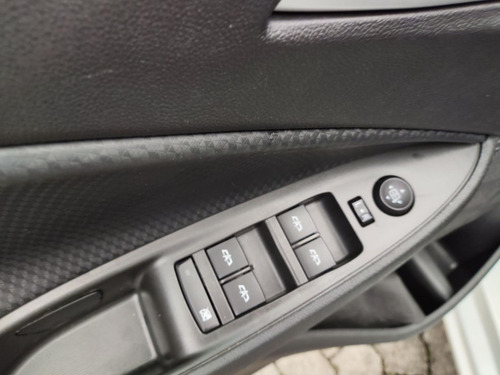 Chevrolet Onix Plus 10tat Ltz