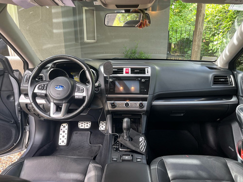 Subaru Outback 3.6 R Limited