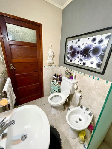 Se Vende Casa Con Pileta + Departamento