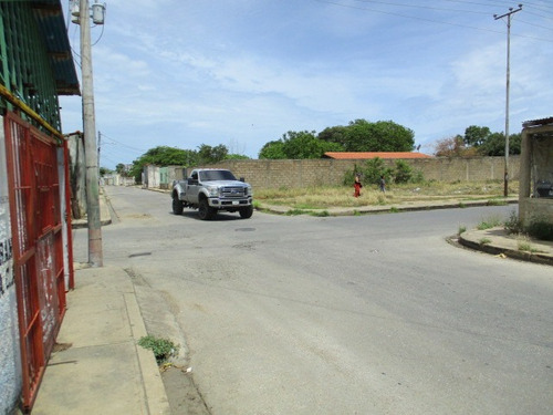 Imagen 12 de 12 de Local En Juangriego Listo Para Emprender Tu Propio Negocio