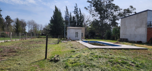 Casa Con Pileta En Barrio La Parada, Brandsen