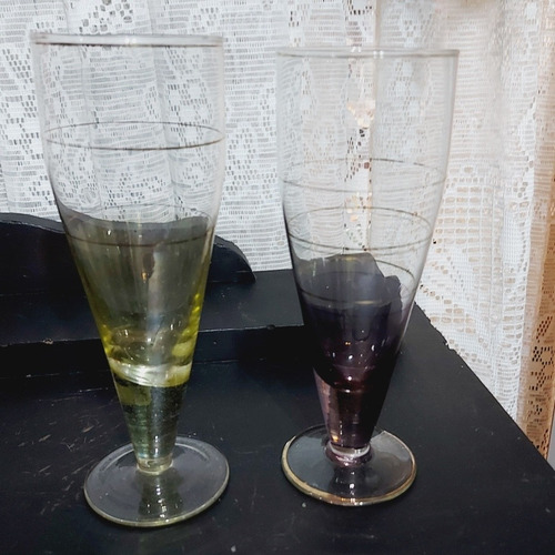 Imagem 2 de 10 de Taça Antiga Cristal Imperial Filete Em Ouro 2 Unidades