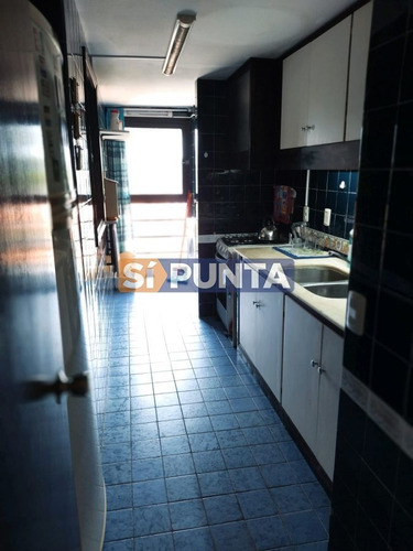 Imagen 8 de 17 de Venta De Apartamento En Aidy Grill - 2 Dormitorios, 1 En Suite.