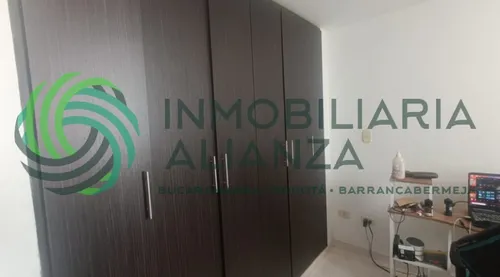 Apartamento En Venta En La Universidad. Cod V61617