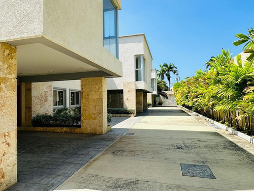Moderno E Impecable Townhouse En El Conjunto Residencial Villas Magdalena