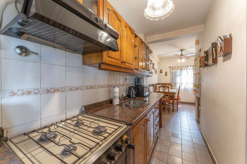 Venta Ph 4 Ambientes Con Cochera Jardin Y Parrilla
