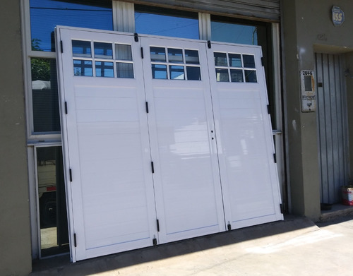 Portón De Aluminio Blanco 240x200 1/4 Vidrio Repartido 4mm