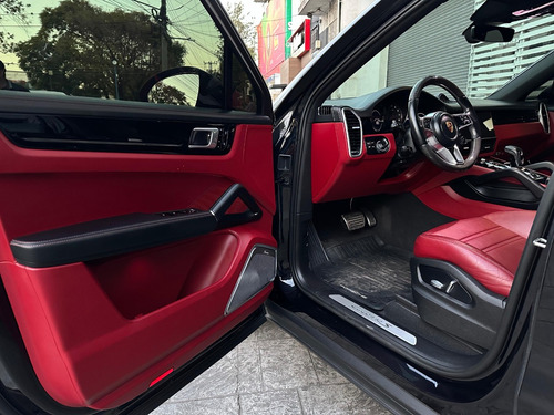Porsche Cayenne coupé 3.0 v6 turbo at