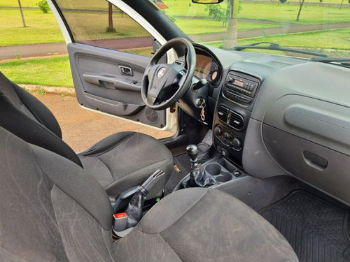 Imagen 7 de 9 de Fiat Strada Mec