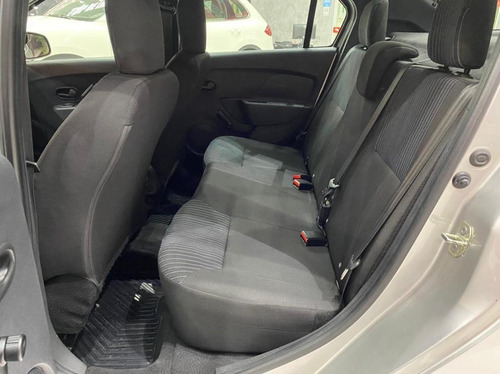Imagem 9 de 11 de Renault Logan 2020 1.0 Life 12v 4p