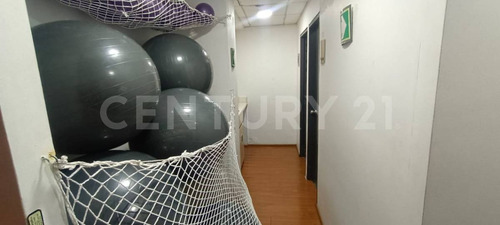 Edificio En Venta En Ciudad Satélite, Naucalpan, Edo. Méx