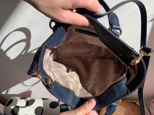 Cartera Michael Kors Con Tachas Única Última Colección