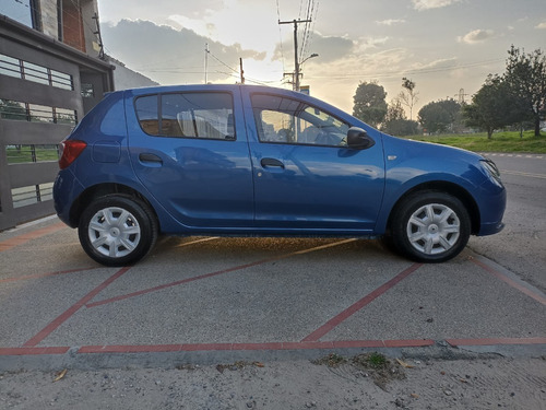Imagen 4 de 14 de Renault Sandero 1.6 Mt 4x2