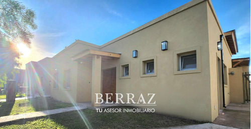 Casa Venta 5 Ambientes En Santa Emilia Pilar Del Este Lote De 559 M2