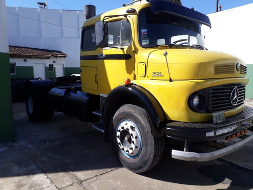 Mercedes Benz 1521