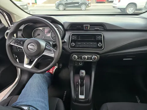 Nissan Versa 1.6 Sense At