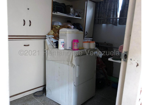 Venta De Apartamento En La Florida #25-24643