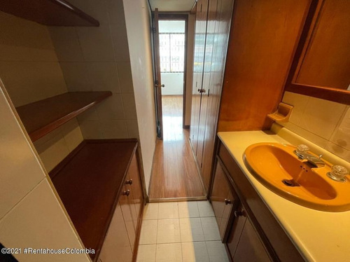 Apartamento En Polo Club(bogota) Rah Co: 21-1905