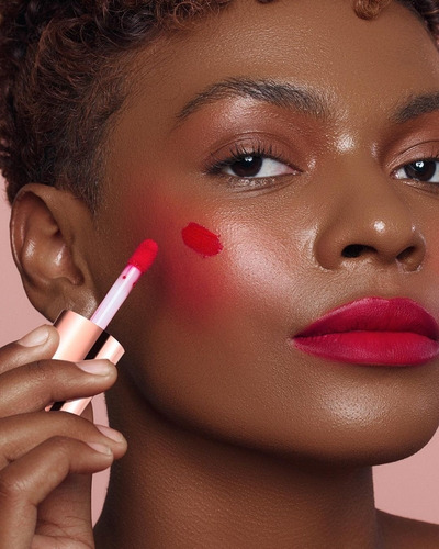 Imagem 2 de 4 de Bt Plush Ruby Bruna Tavares - Batom E Blush