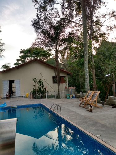 Imagem 2 de 14 de Chácara, Piscina, 2 Quartos, Sala Ampla, 2 Banheiros