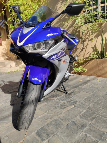 Yamaha R3