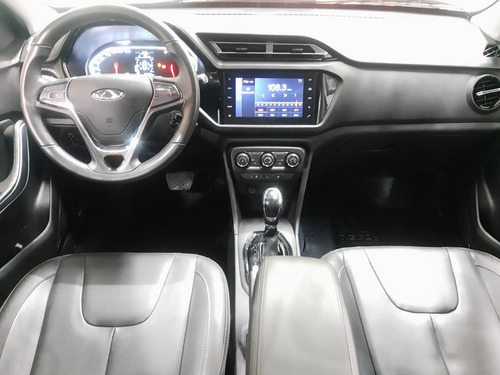 Imagem 8 de 12 de Chery Tiggo 2 1.5 Mpfi 16v Flex Act 4p Automático