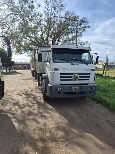 Con Carrocería Y Acoplado