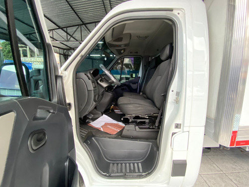 Renault Master chasis 2.3 L1H1 2P