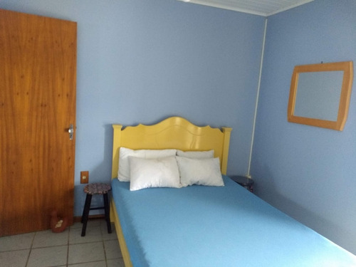 Casa Em Centro Com 2 Dormitórios - Su112