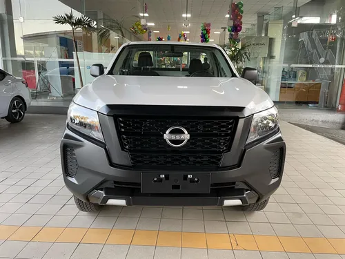 Nissan NP300 2.5 Pick Up Mt Ac