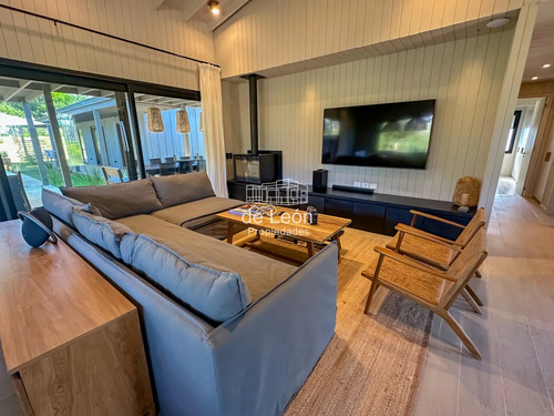 Hermosa Casa A Estrenar En Reserva De Montoya.
