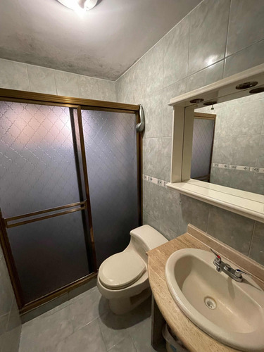 Apartamento En Venta El Vigía Los Teques
