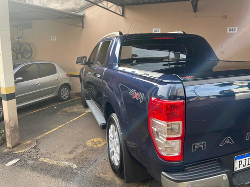 Imagem 2 de 7 de Ford Ranger 2015 3.2 Limited Cab. Dupla 4x4 Aut. 4p
