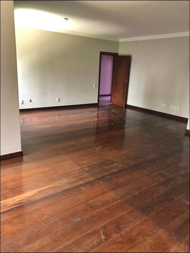 Imagem 2 de 12 de Venda - Apartamento 5 Suítes - Edf. Taormina - Barra - Salva