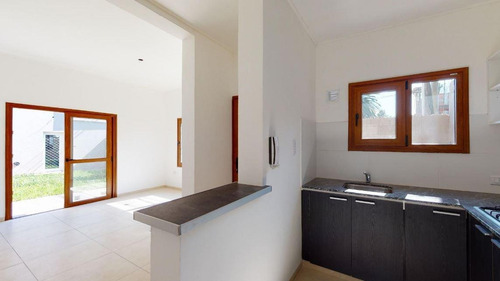 Imagen 5 de 24 de Duplex Venta 2 Dormitorios, 2 Baños Y Terreno 100 Mts 2 - Manuel B Gonnet