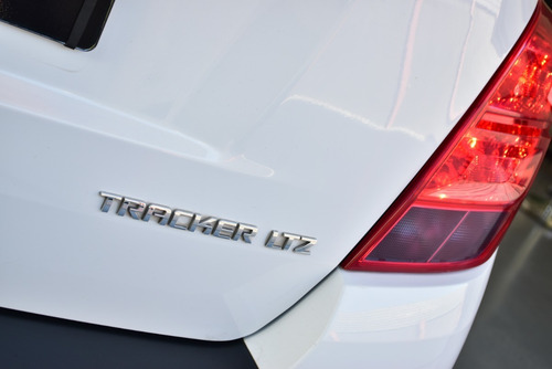 Imagen 7 de 16 de Chevrolet Tracker 1.8 Ltz+ 140cv