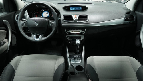 Renault Fluence Dyn20a