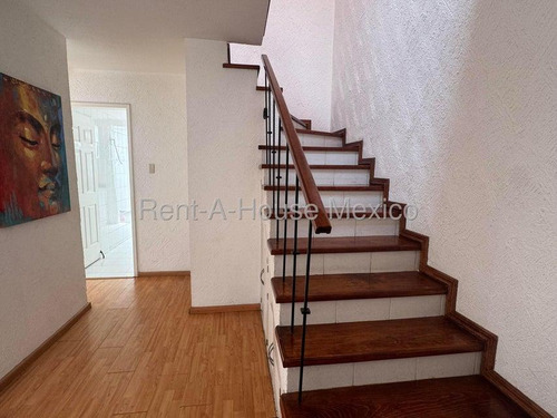 Casa En Venta En Juarez Chirinos, Ocoyoacac Jl 25-3552.