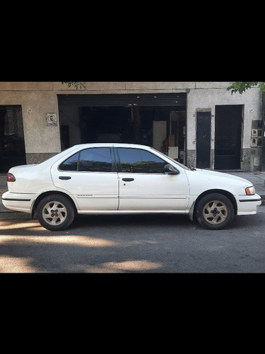 Nissan Sentra 2.0 Gxe 1997